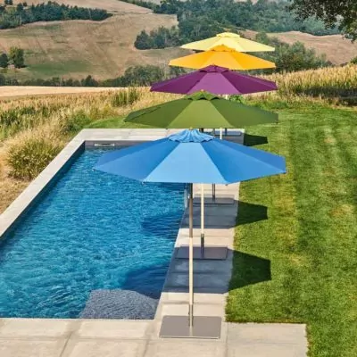 Klassiker_verschiedene_Farben_hoch_Sonnenschirm